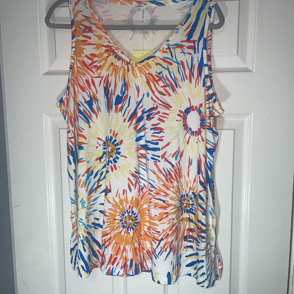 Longyaun sleeveless tank top. Women’s plus relaxed fit. Color-burst design Sz 2X